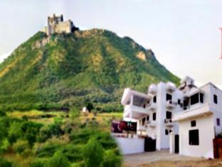 Hotel Devi Palace Udaipur Exterior photo